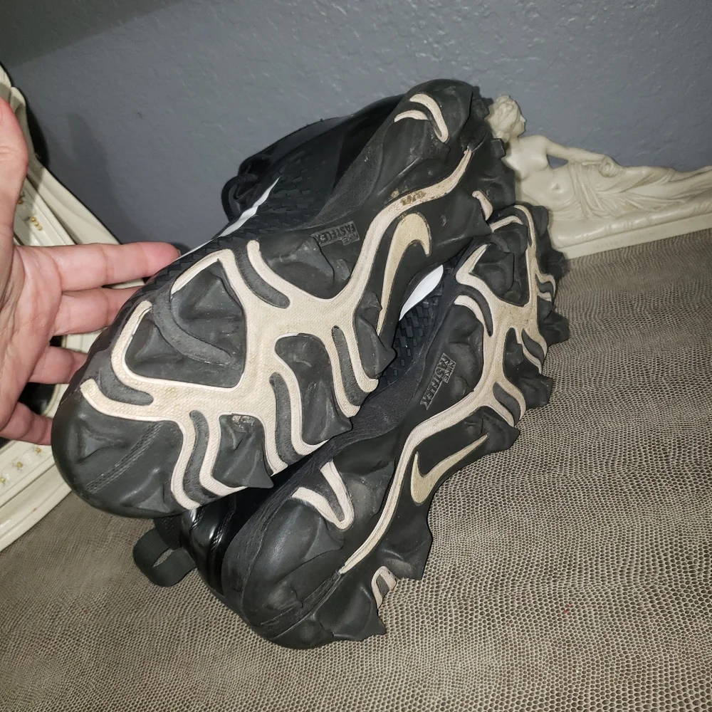 Nike Alpha Football Cleats Men's Size 9
